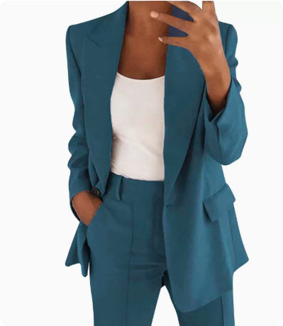 Women's Two-Piece Suit: One-Button Blazer and Slim Trousers (photo 12)