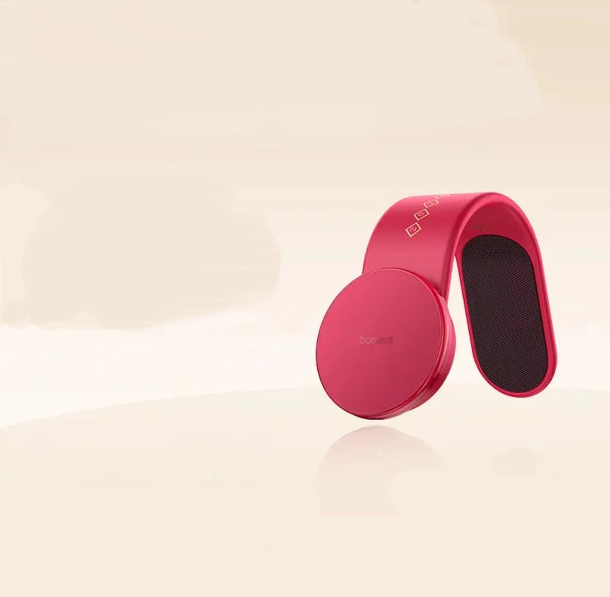 Bendable Magnetic Car Phone Mount with 15 W Wireless Charging (photo 12)