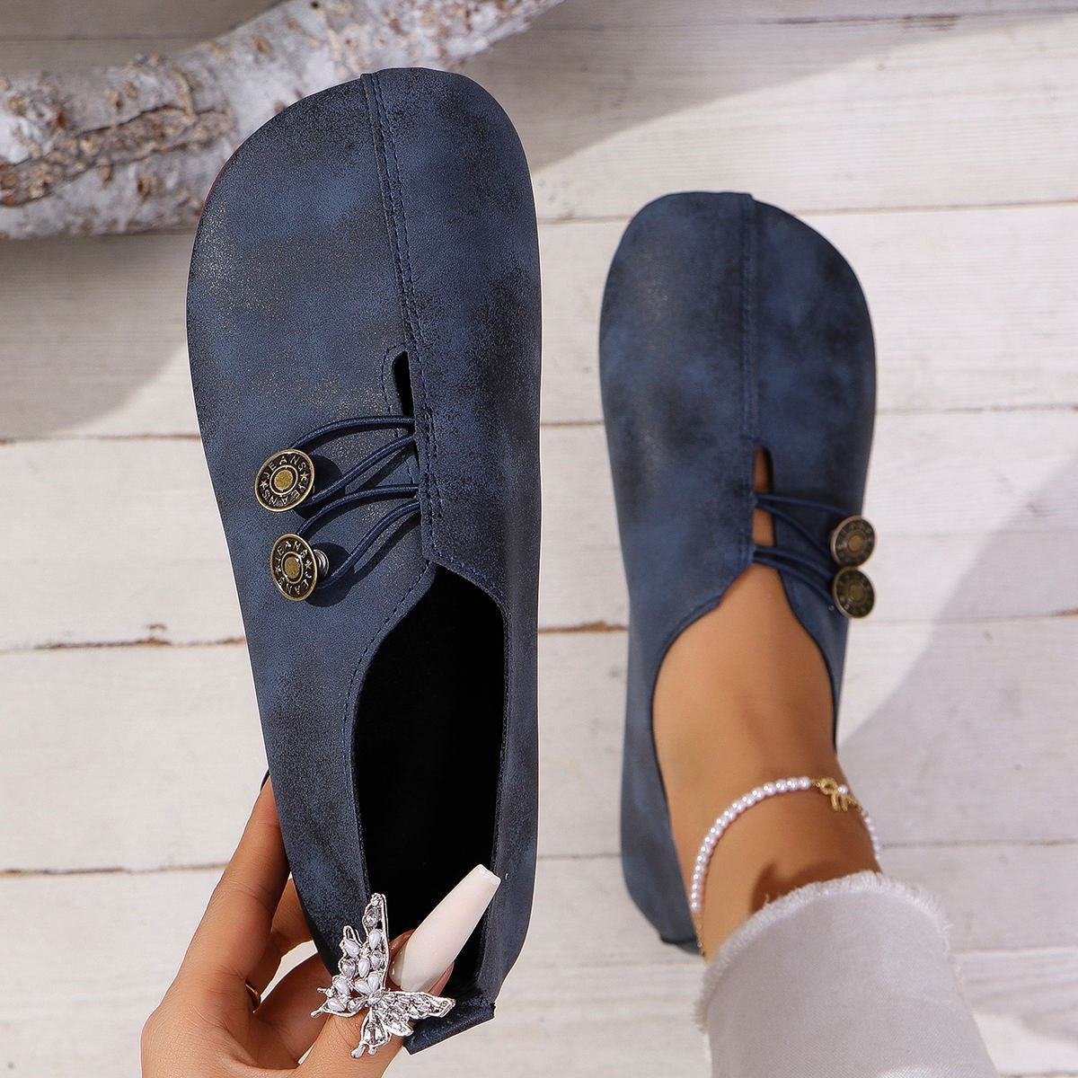 Women's Slip-On Flat Sandals (photo 8)