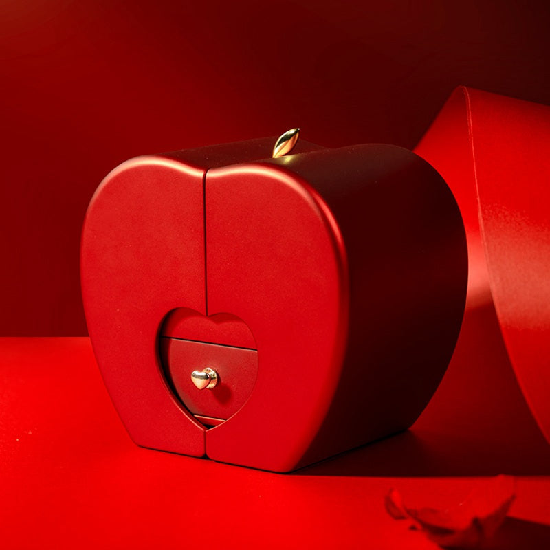 Preserved Rose Apple Gift Box with Necklace (photo 5)
