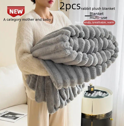 Double-Sided Bubble Velvet Faux Fur Blanket (photo 18)