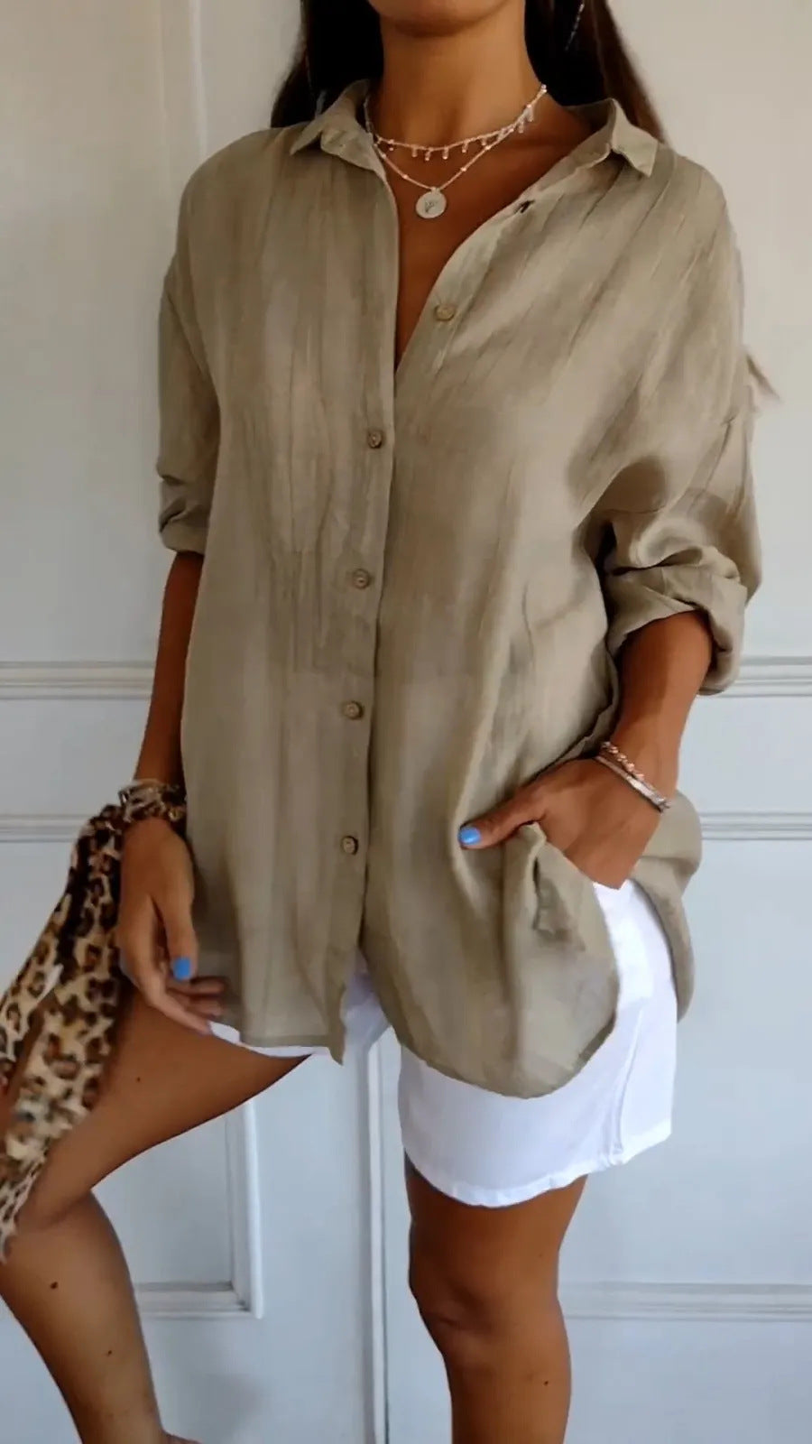 Women's Lapel Long-Sleeve Pleated Button-Front Shirt (photo 17)