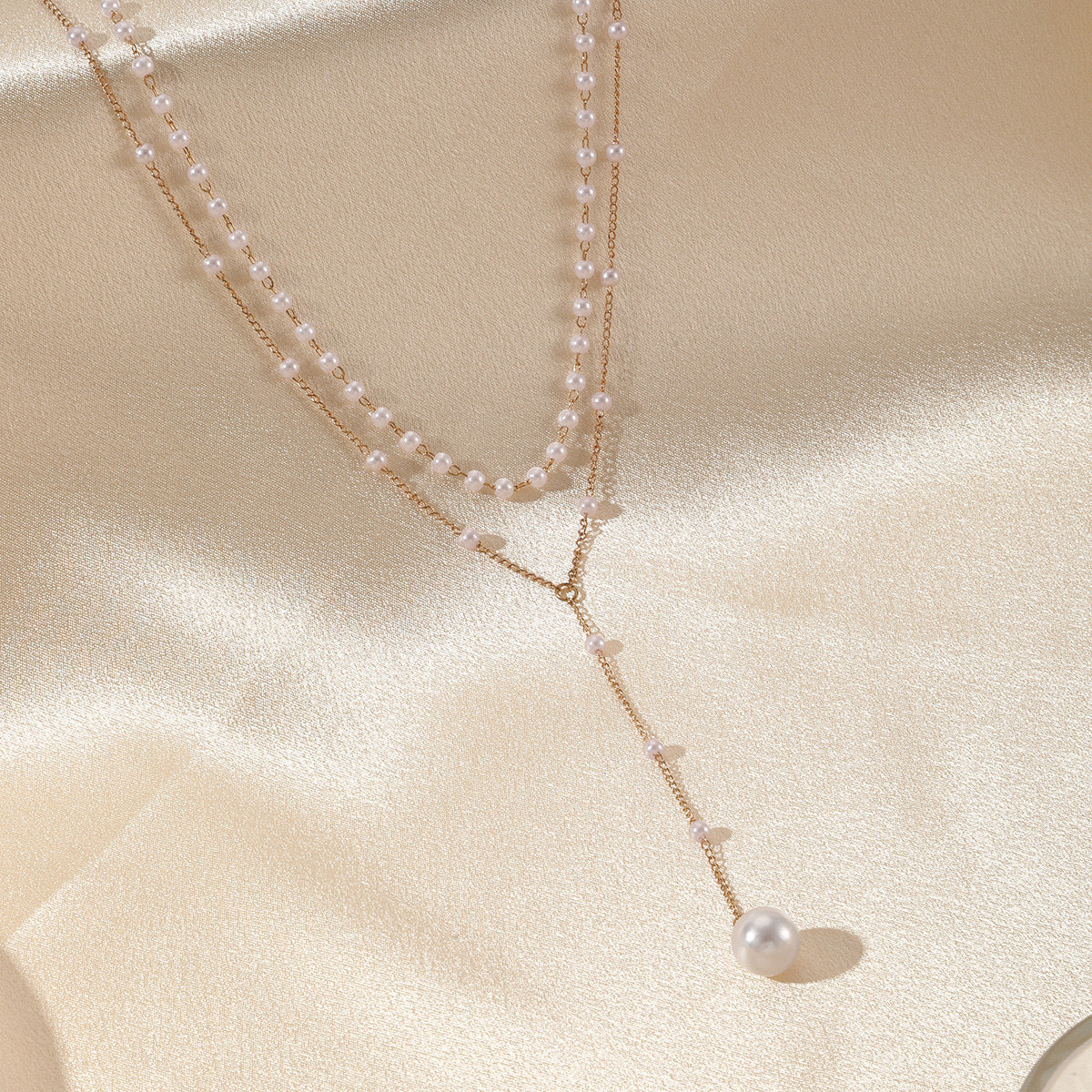 Double-Layer Pearl-Style Necklace (photo 4)