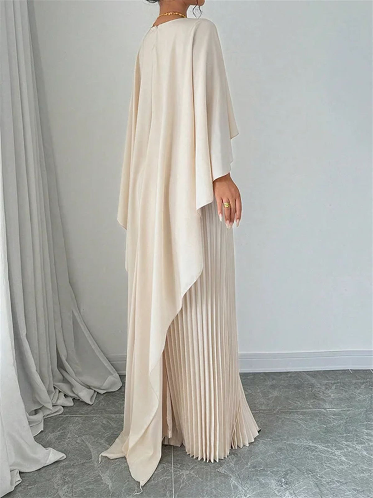 Women's Loose Batwing-Sleeve Midi Dress (photo 2)