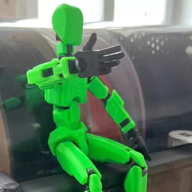 3D-Printed Articulated Robot Figure 2.0 (photo 16)