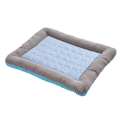 Ice Silk Pet Cooling Pad for Dogs and Cats (photo 7)