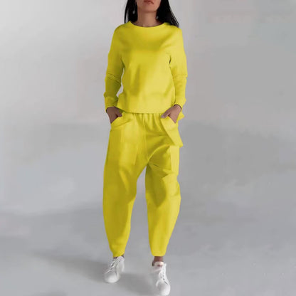 Women's Back-Slit Sweatshirt and Loose Pants Set (photo 4)