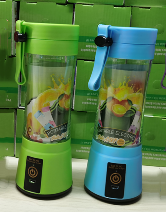 Portable USB Rechargeable Blender Cup (photo 10)