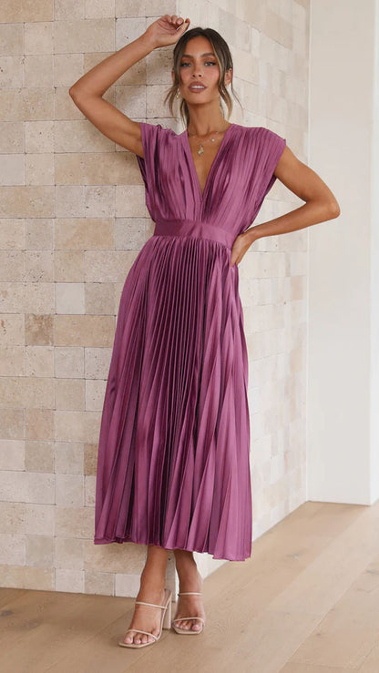 Women's V-Neck Pleated Sleeveless Dress with Zipper (photo 15)