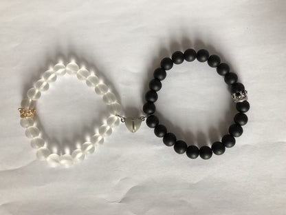2-Piece Glow-in-the-Dark Crown Bead Couple Bracelets (photo 11)