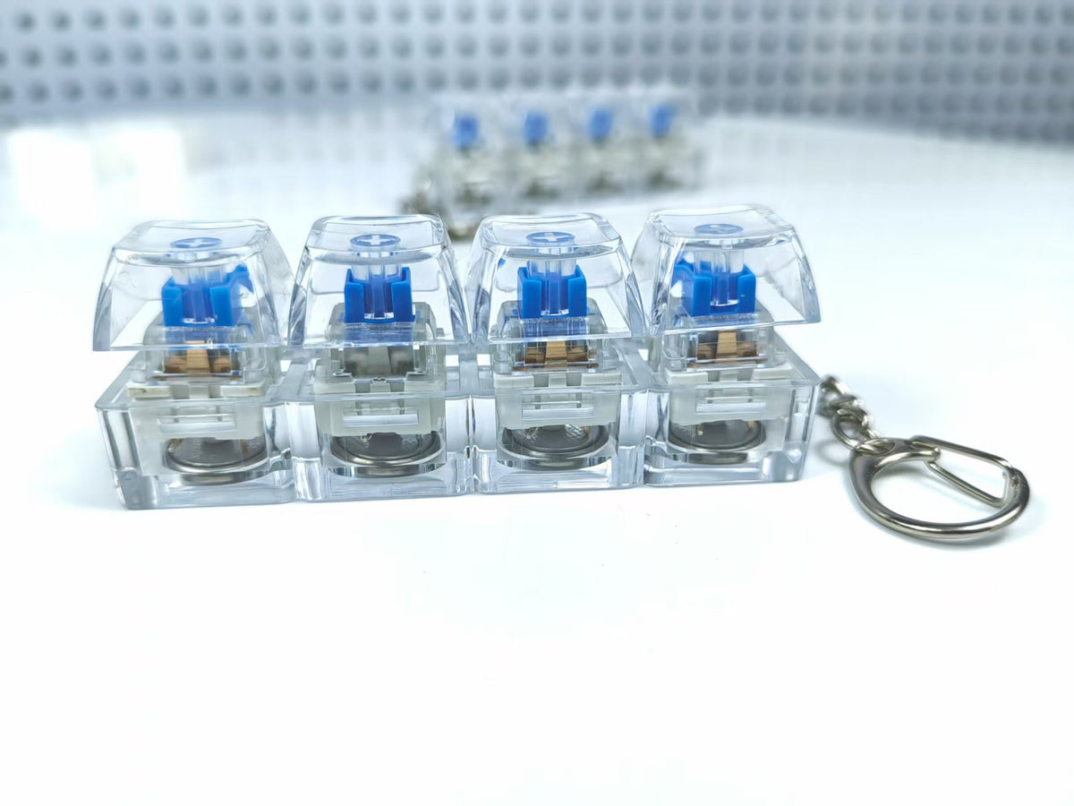 4-Key Clicker Keychain with Light (photo 7)