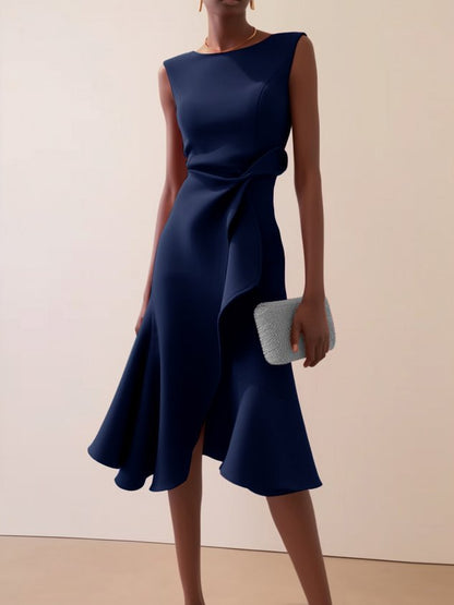 Women's Sleeveless Maxi Dress with Bow Detail (photo 7)