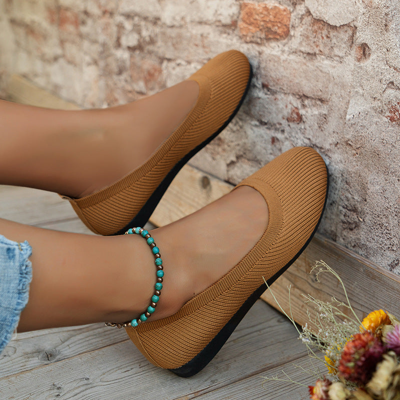 Women's Round-Toe Knit Mesh Slip-On Flats (photo 2)