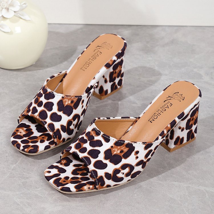 Women's Chunky Heel Slide Sandals (photo 8)