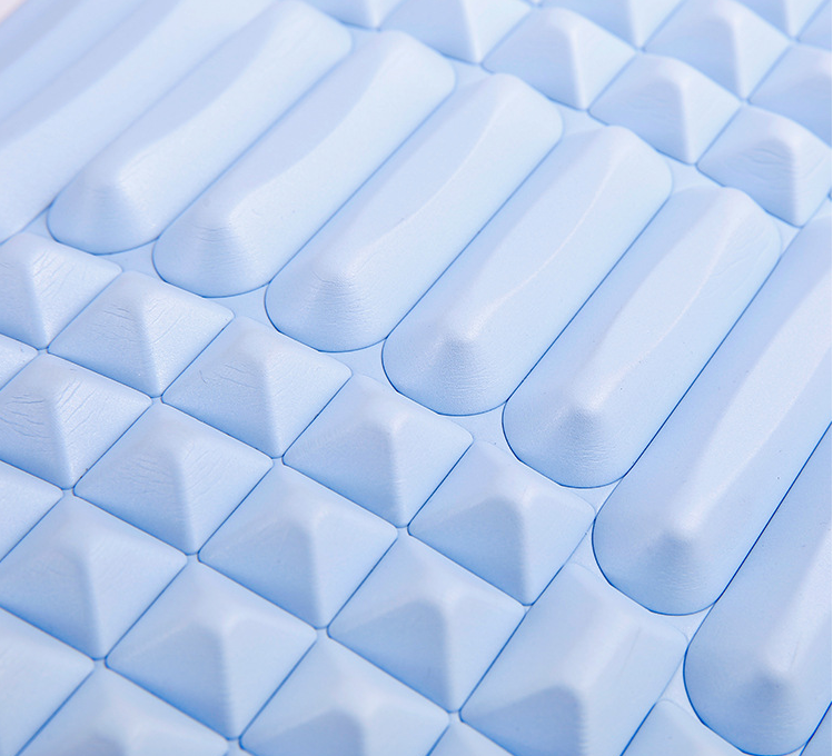 Foam Back Stretcher Pillow (photo 11)