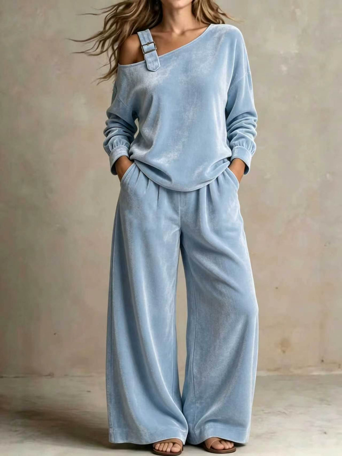 Women's Off-Shoulder Velvet Two-Piece Set with Pants (photo 7)