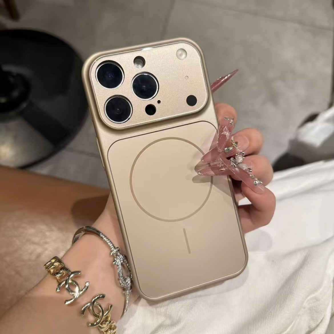Magnetic Frosted Glass Phone Case for iPhone 13 to 17 Series (photo 2)