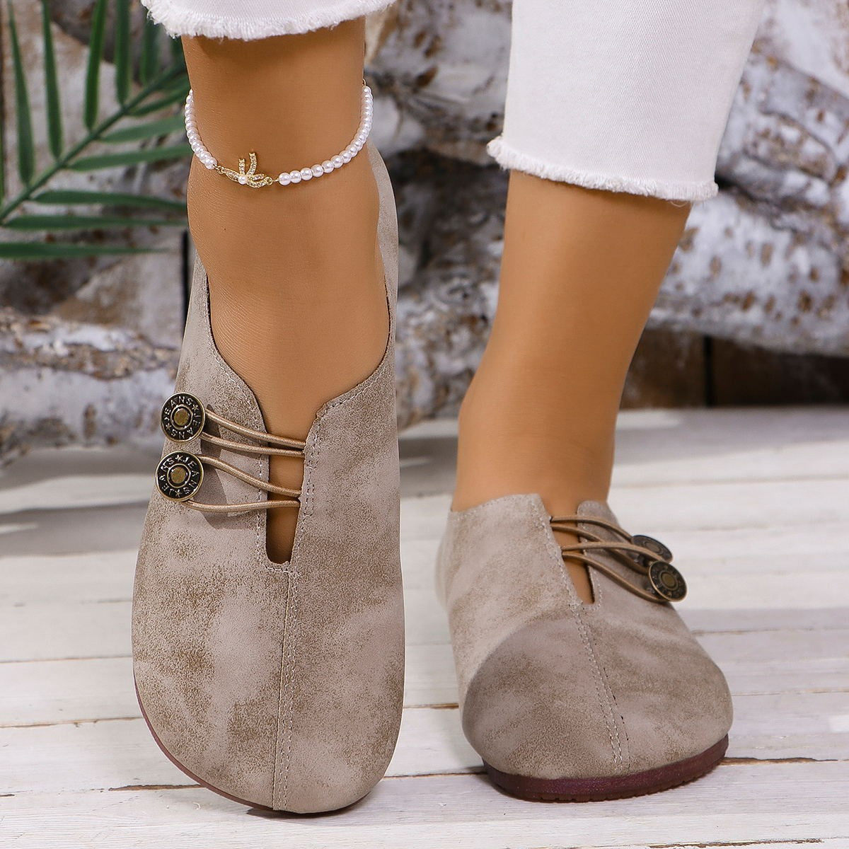 Women's Slip-On Flat Sandals (photo 7)