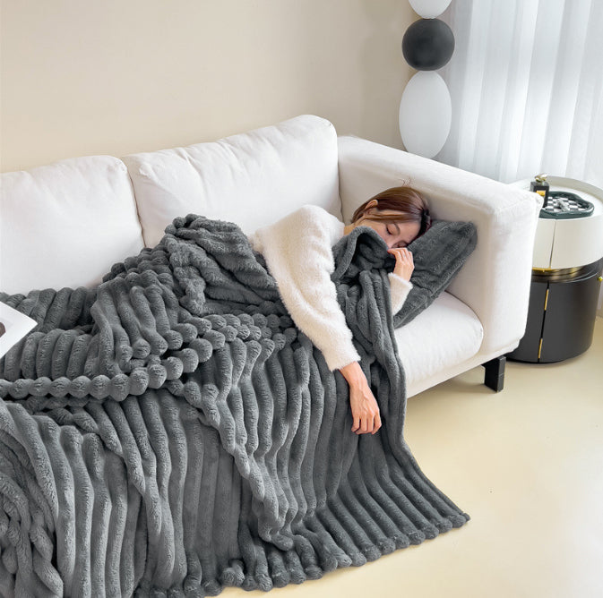 Double-Sided Bubble Velvet Faux Fur Blanket (photo 12)