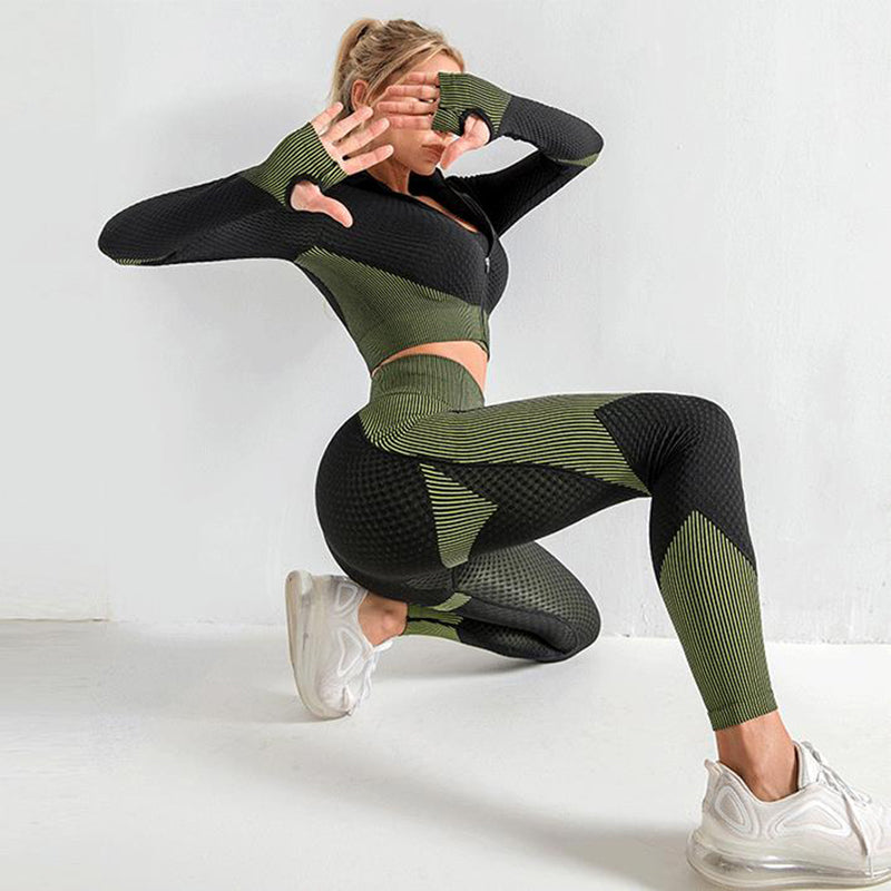Women's 3-Piece Seamless Yoga Set (photo 2)