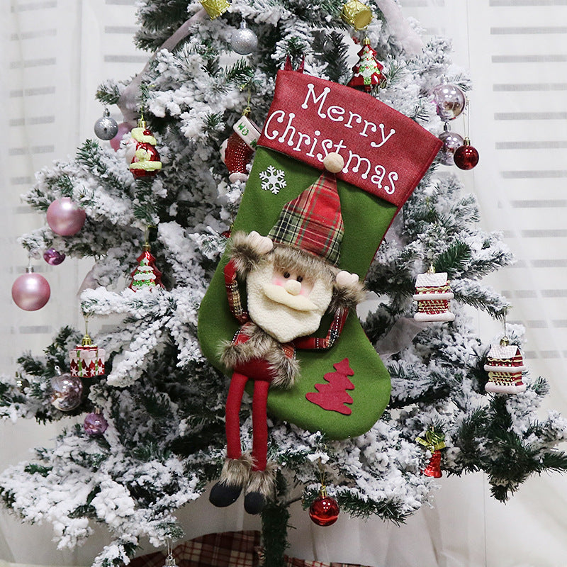 3D Applique Christmas Stocking, About 18 in (photo 10)