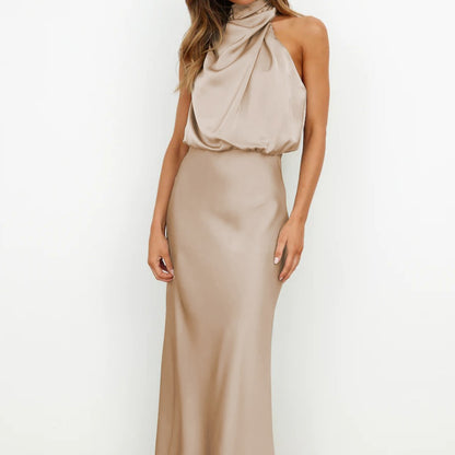Women's Sleeveless Fitted Evening Dress (photo 20)