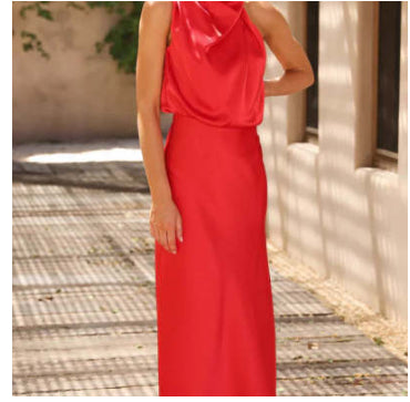 Women's Sleeveless Fitted Evening Dress (photo 11)