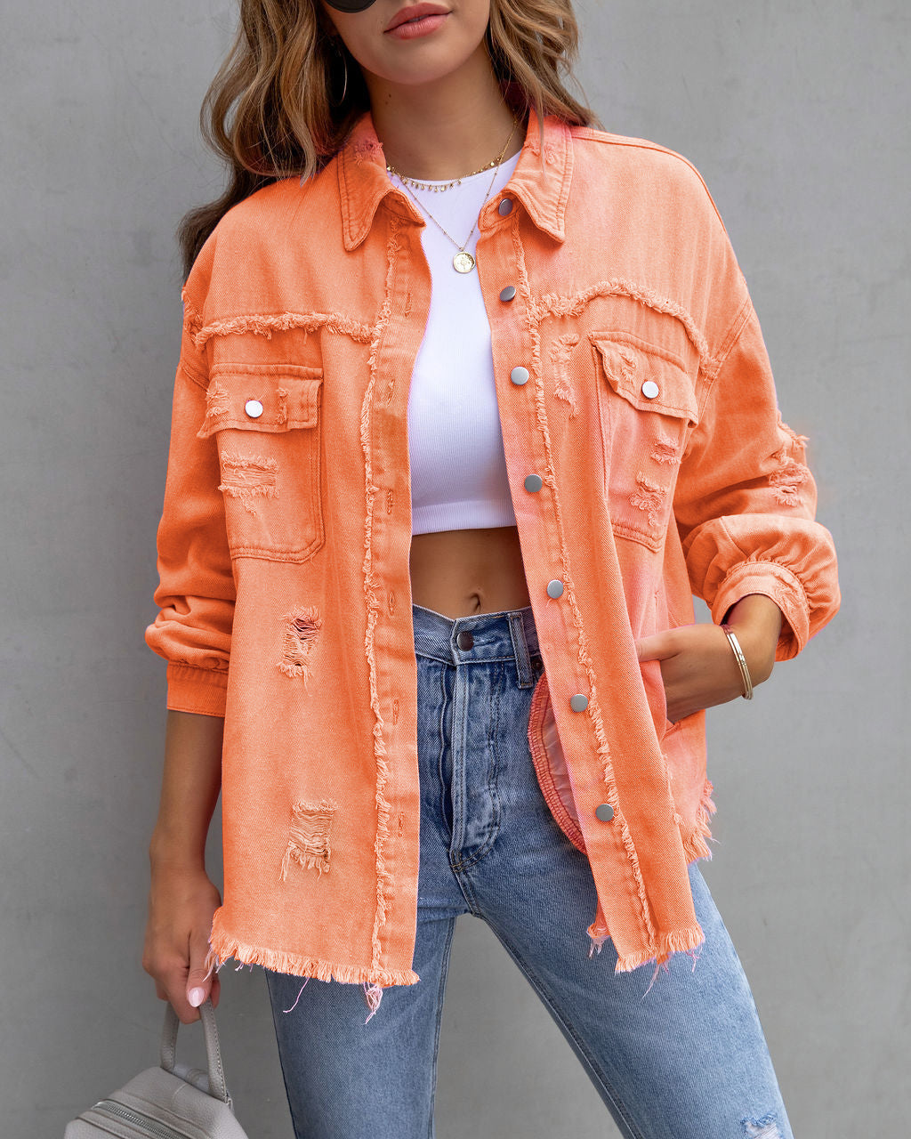 Women's Loose Distressed Shirt Jacket (photo 4)