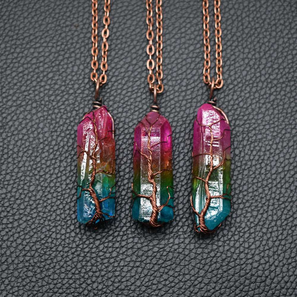 Stone Crystal Point Pendant Necklace (photo 2)