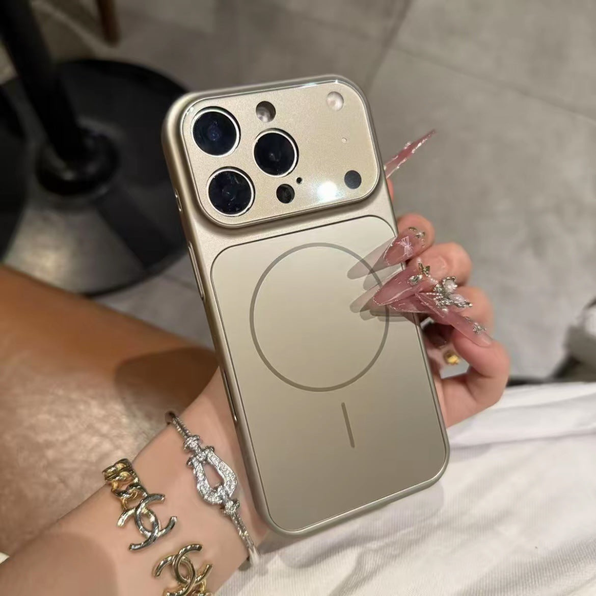 Magnetic Frosted Glass Phone Case for iPhone 13 to 17 Series (photo 3)