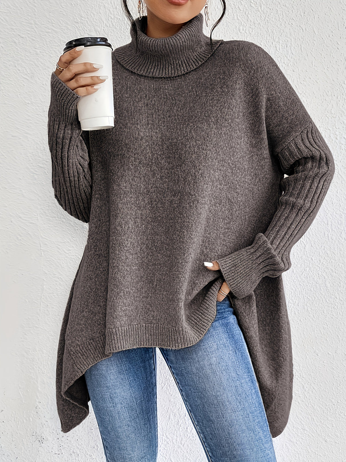 Women's Loose Irregular-Hem Turtleneck Sweater (photo 7)