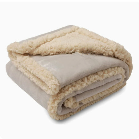 Thick Sherpa Flannel Pet Blanket (photo 9)