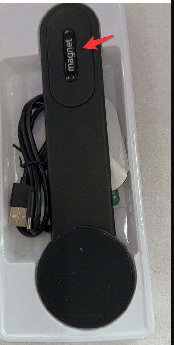 Bendable Magnetic Car Phone Mount with 15 W Wireless Charging (photo 13)
