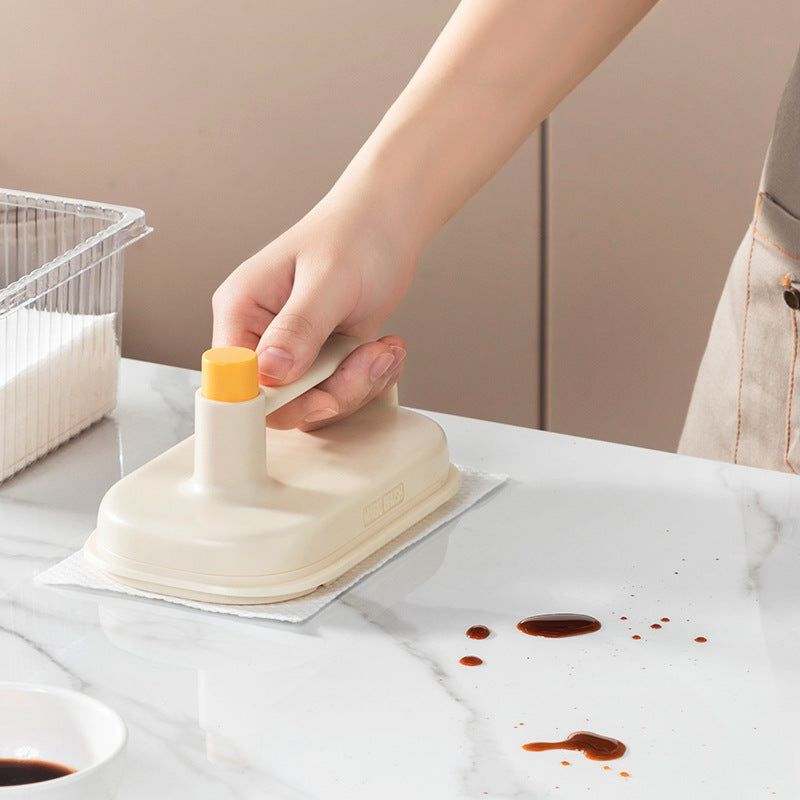 Cleaning Brush with Disposable Wipes (photo 5)