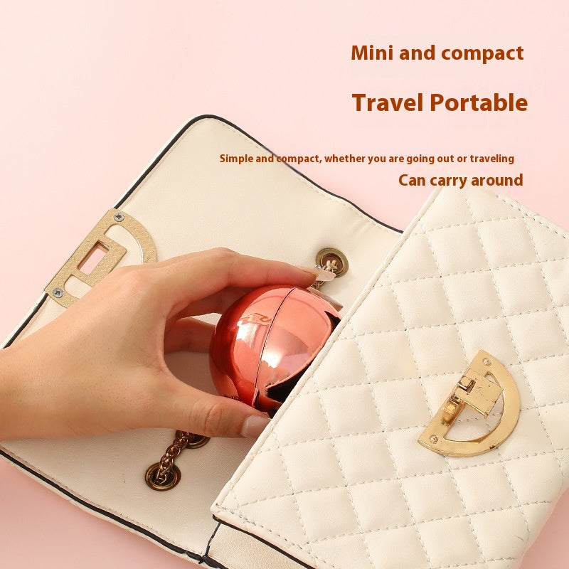 Reusable Gel Lint and Pet Hair Remover Ball (photo 4)