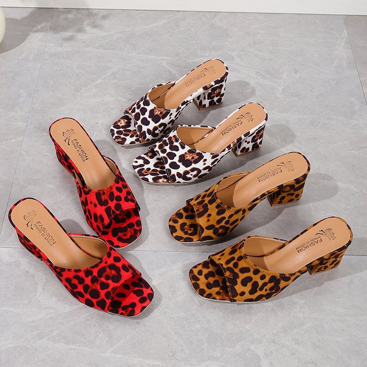 Women's Chunky Heel Slide Sandals (photo 2)