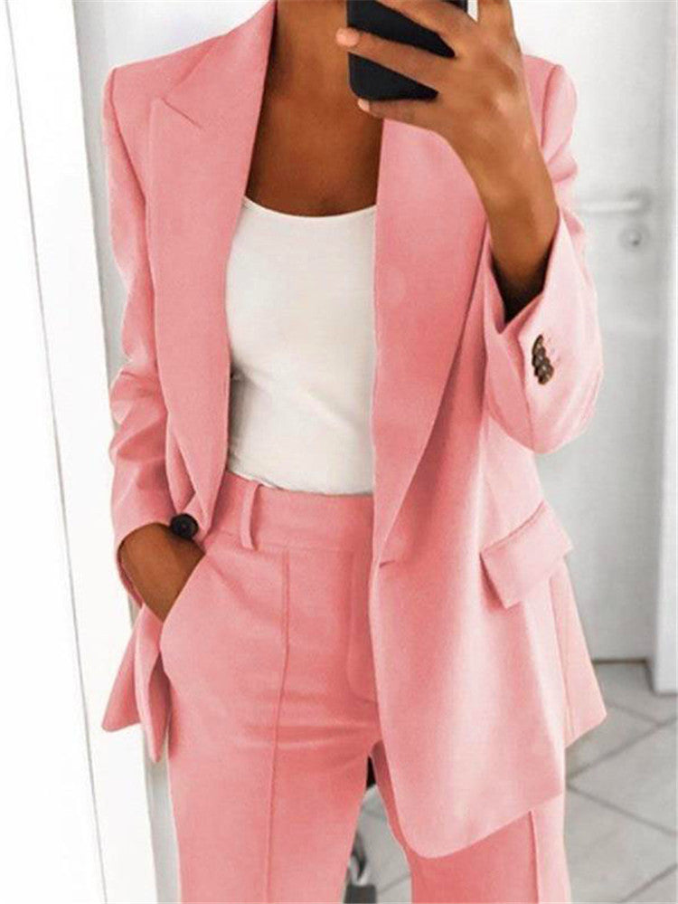 Women's Two-Piece Suit: One-Button Blazer and Slim Trousers (photo 7)