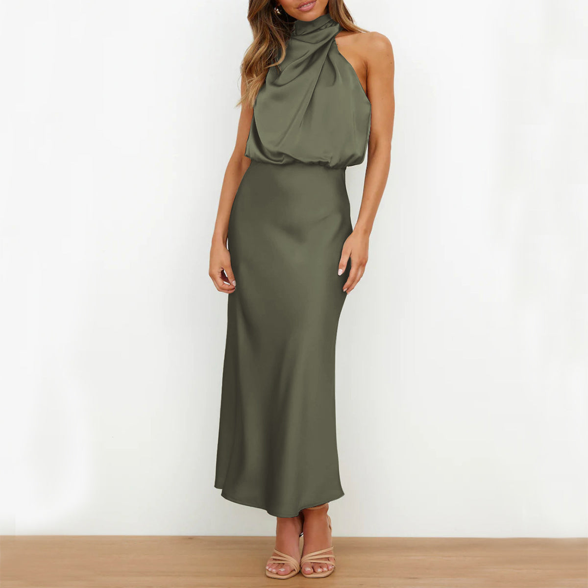 Women's Sleeveless Fitted Evening Dress (photo 5)