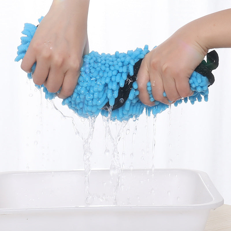 Chenille Pet Drying Towel with Hand Pockets (photo 6)