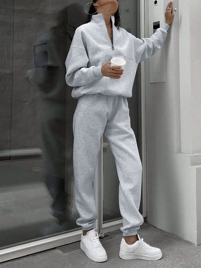 Women's Zip-Up Sweatshirt and Elastic-Waist Pants Set (photo 5)