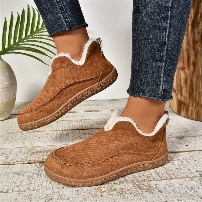 Women's V-Cut Plush-Lined Flat Ankle Boots (photo 6)