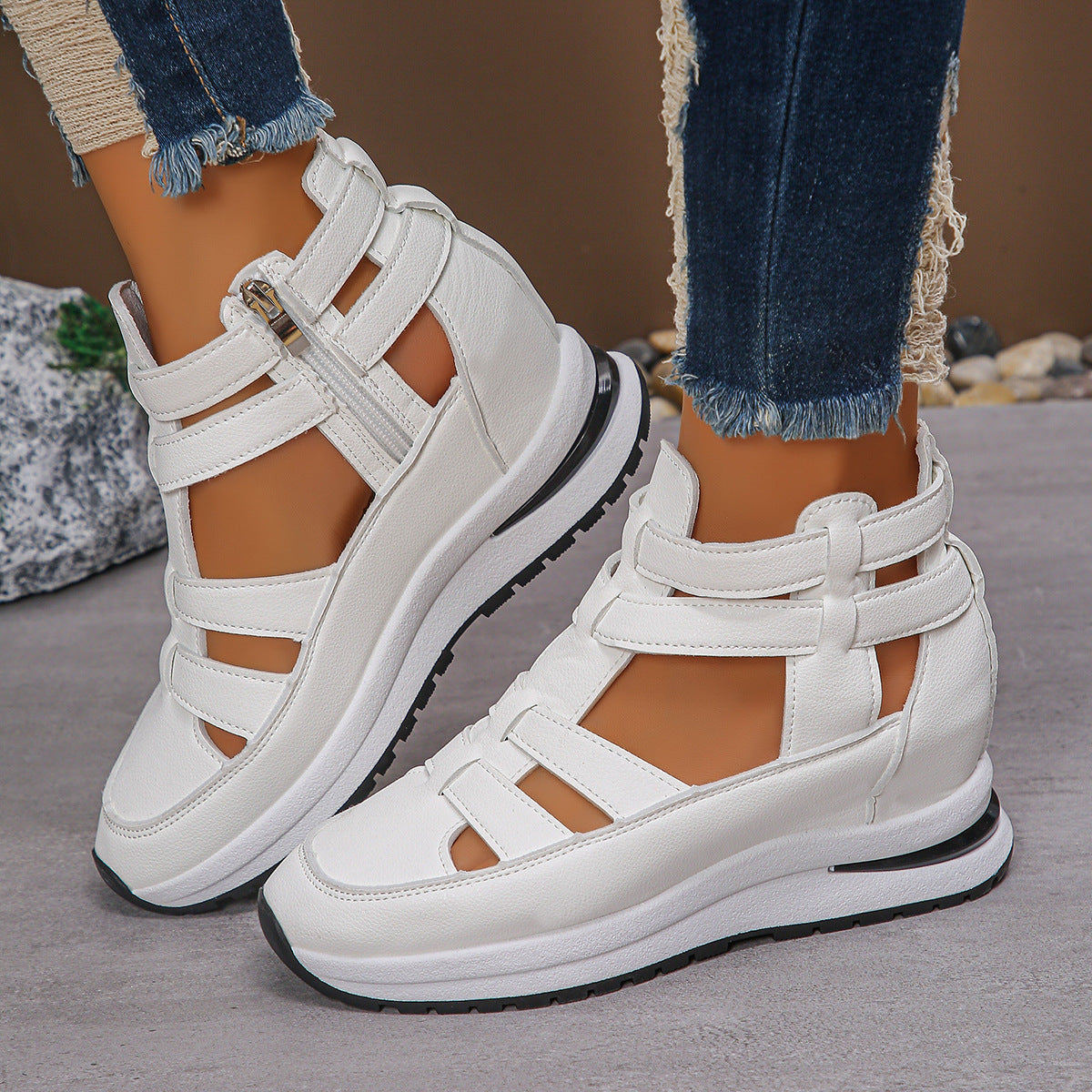 Women's Closed-Toe Cut-Out Platform Sandals (photo 4)