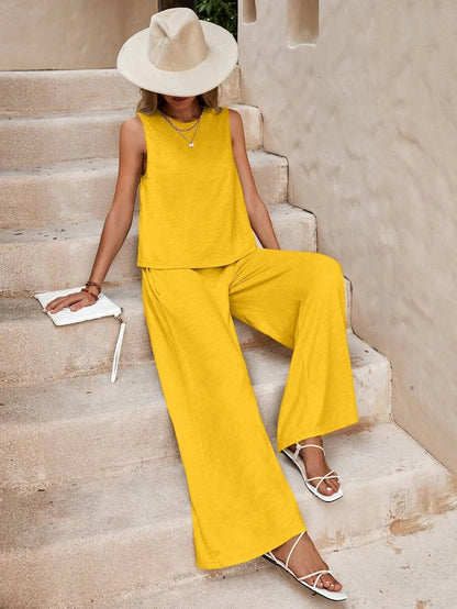 Women's Sleeveless Top and Loose Trousers Set (photo 4)