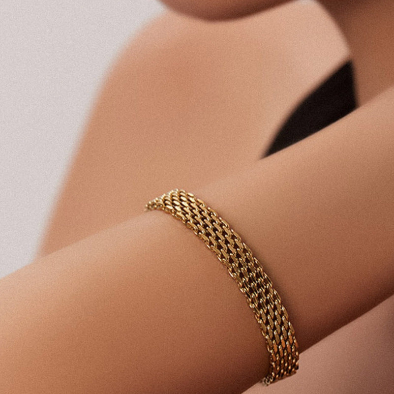 Women's Chain Bracelet, Gold or Silver Tone (photo 4)