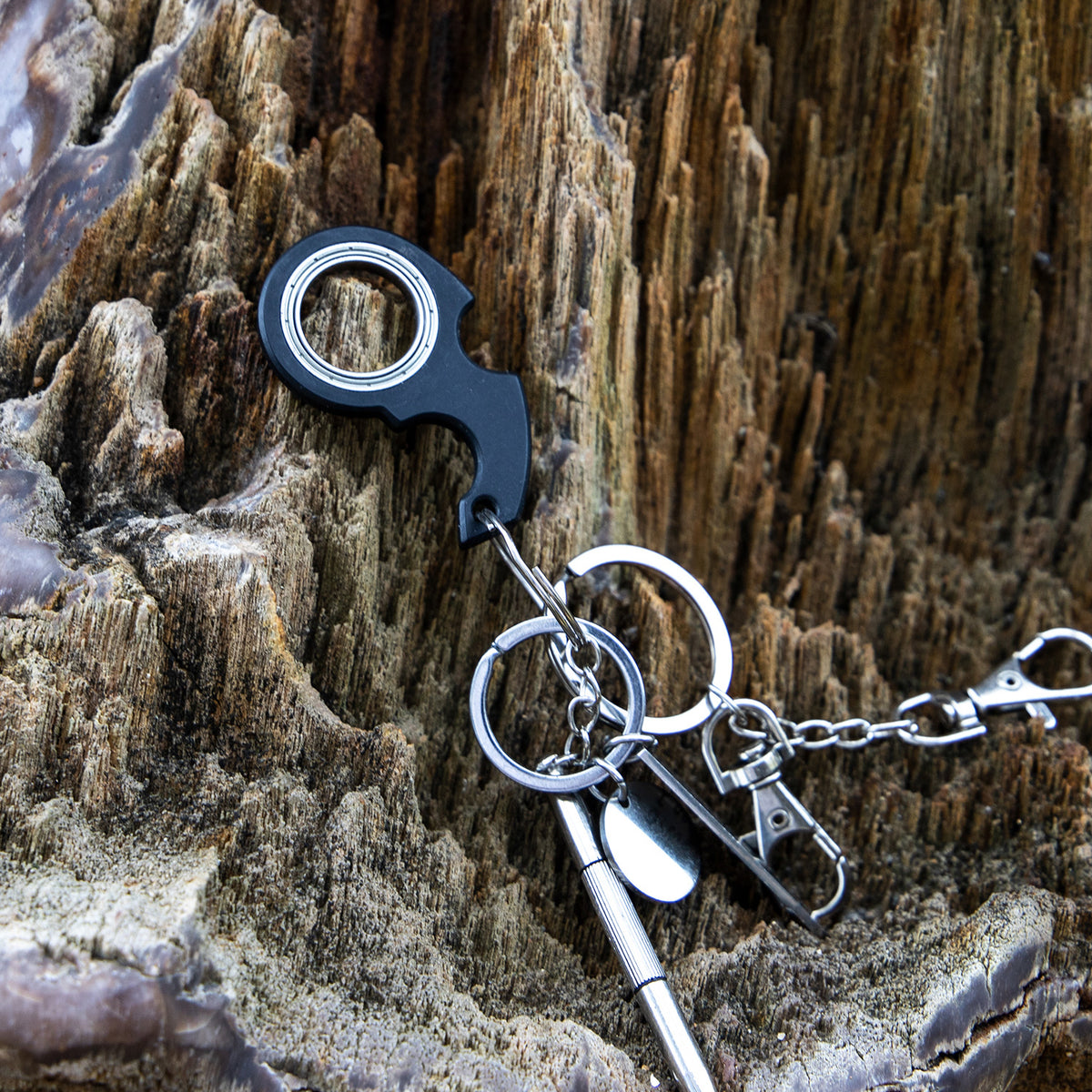Fidget Spinner Keychain with Bottle Opener (photo 15)