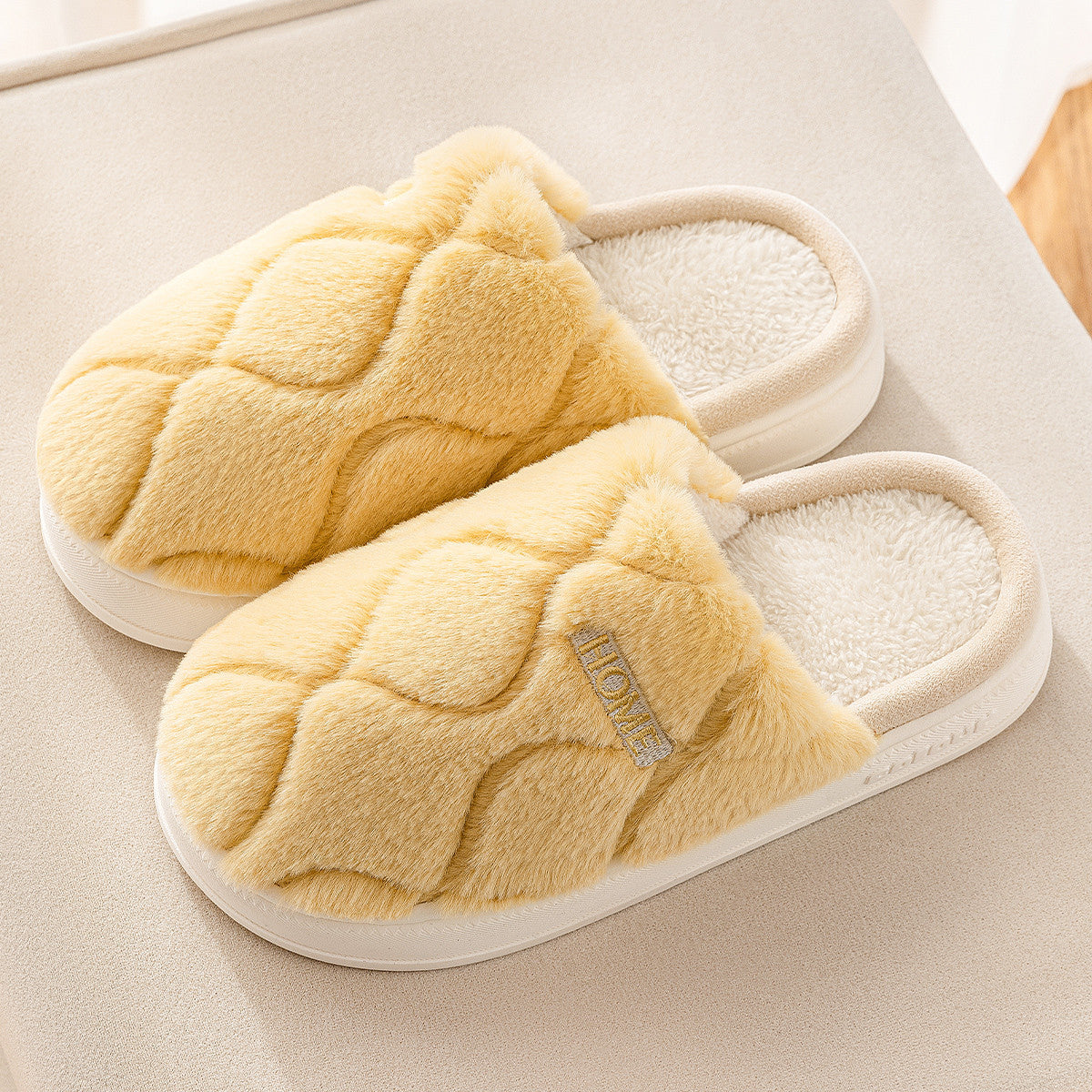Plush Winter House Slippers, Unisex (photo 7)