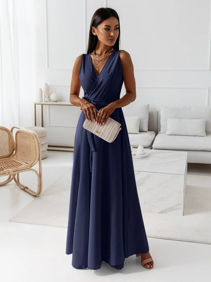 Women's V-Neck Sleeveless Maxi Dress with Belt (photo 10)