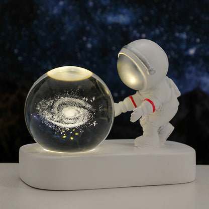 Astronaut Crystal Ball Night Light, 6 cm