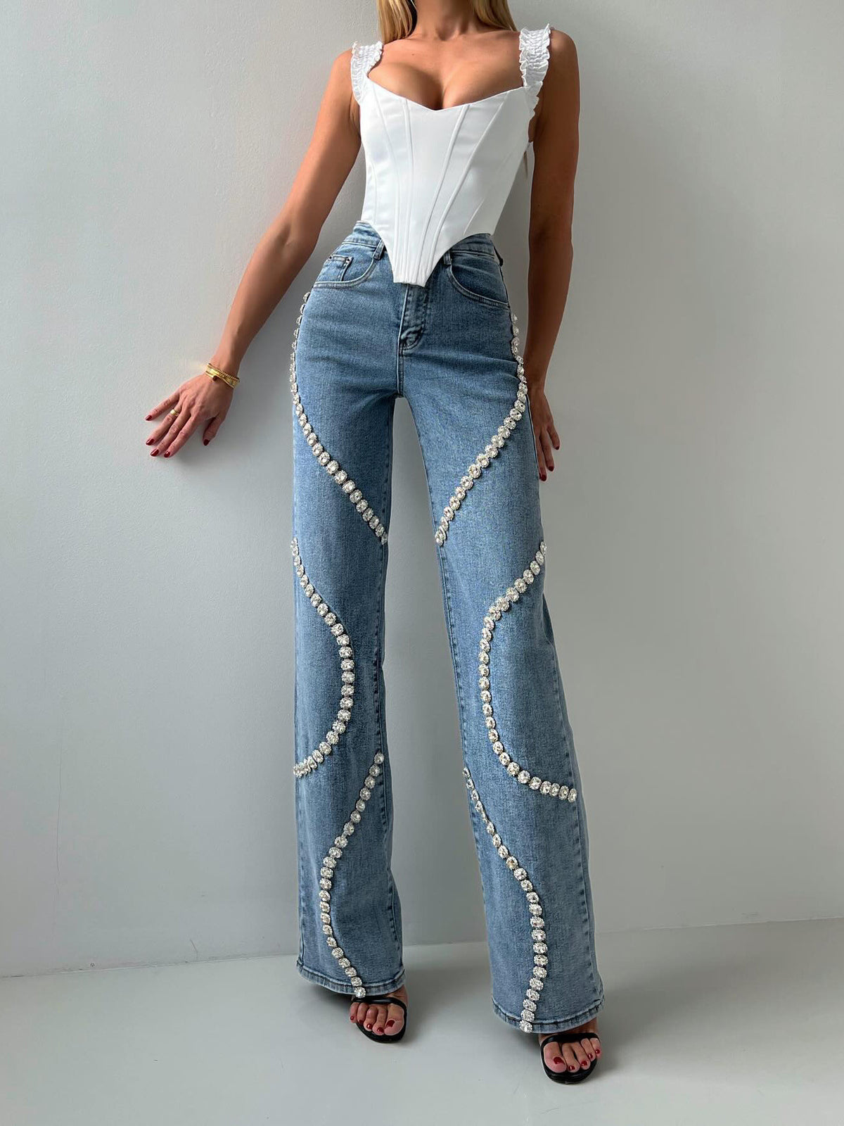 Women's Loose Straight-Leg Rhinestone Jeans (photo 7)