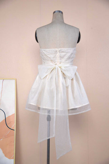 Women's Lace Strapless Mini Dress with Back Bow (photo 10)